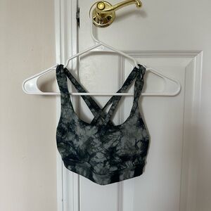 RARE Lululemon Energy Bra (Size: 2)